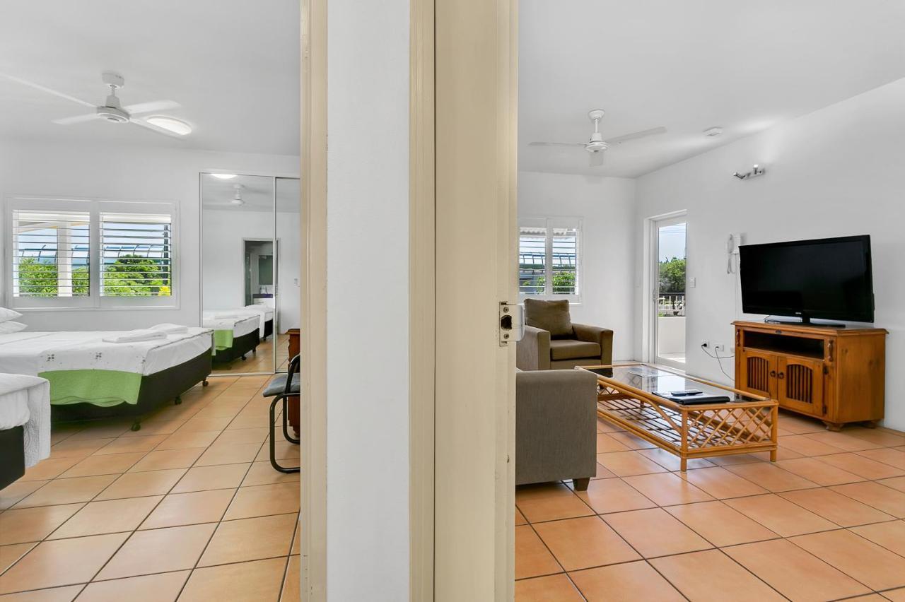 Cairns Reef Apartments & Motel Exterior foto